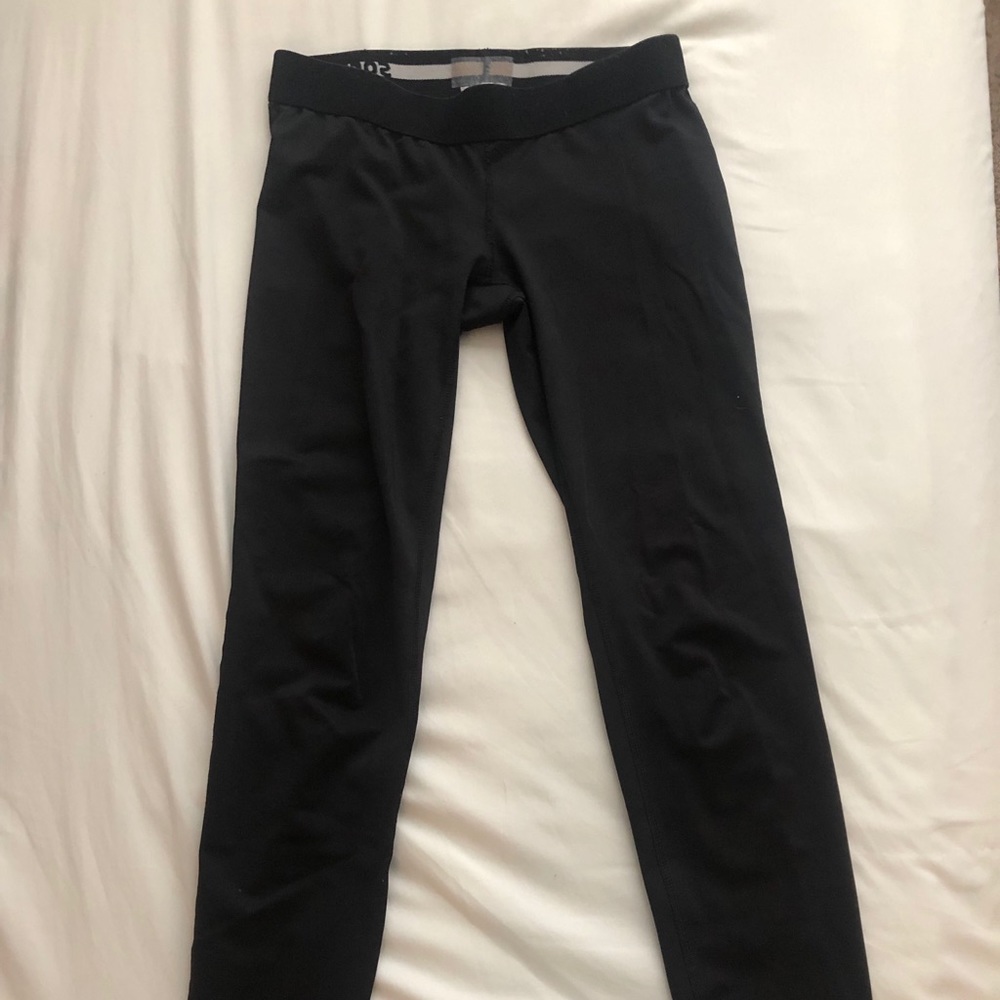 Black leggings
